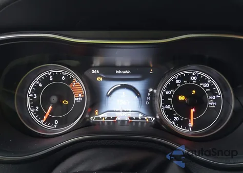 2019 Jeep Cherokee Limited 4X4 z USA, uszkodzony, nr VIN 1C4PJMDX2KD445832